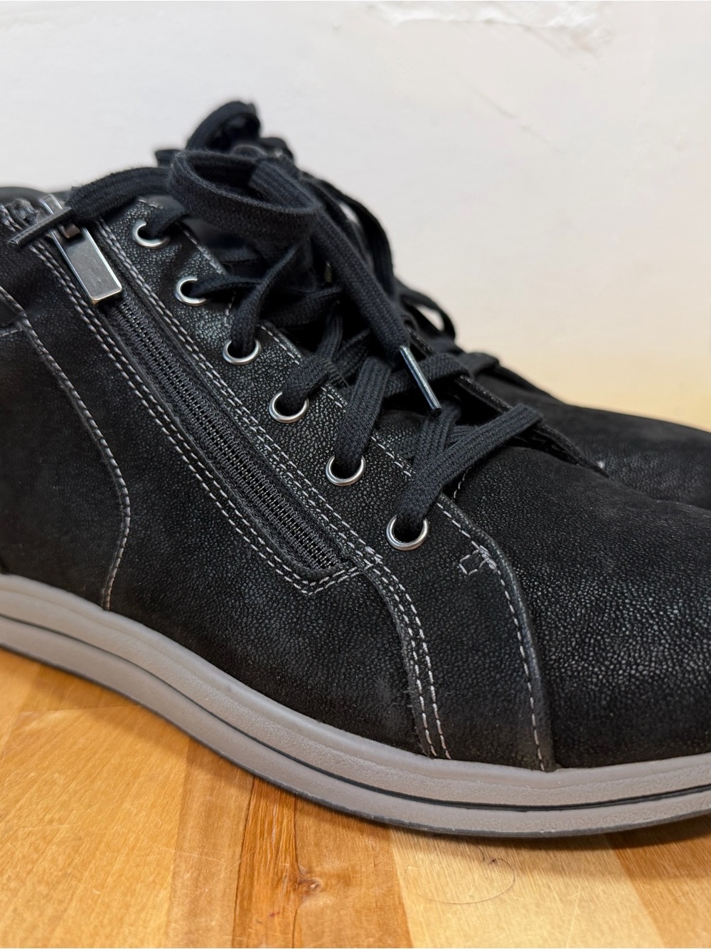 Clarks Black Suede High-Top Sneakers with Gray Sole - Picture 2 of 8